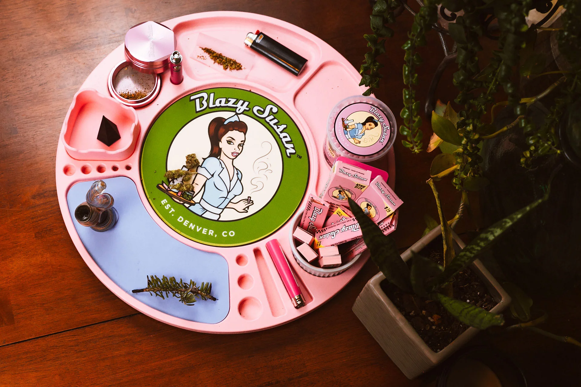 Indigo Dispensary x Blazy Susan: Style, Quality, and Innovation in Every Roll